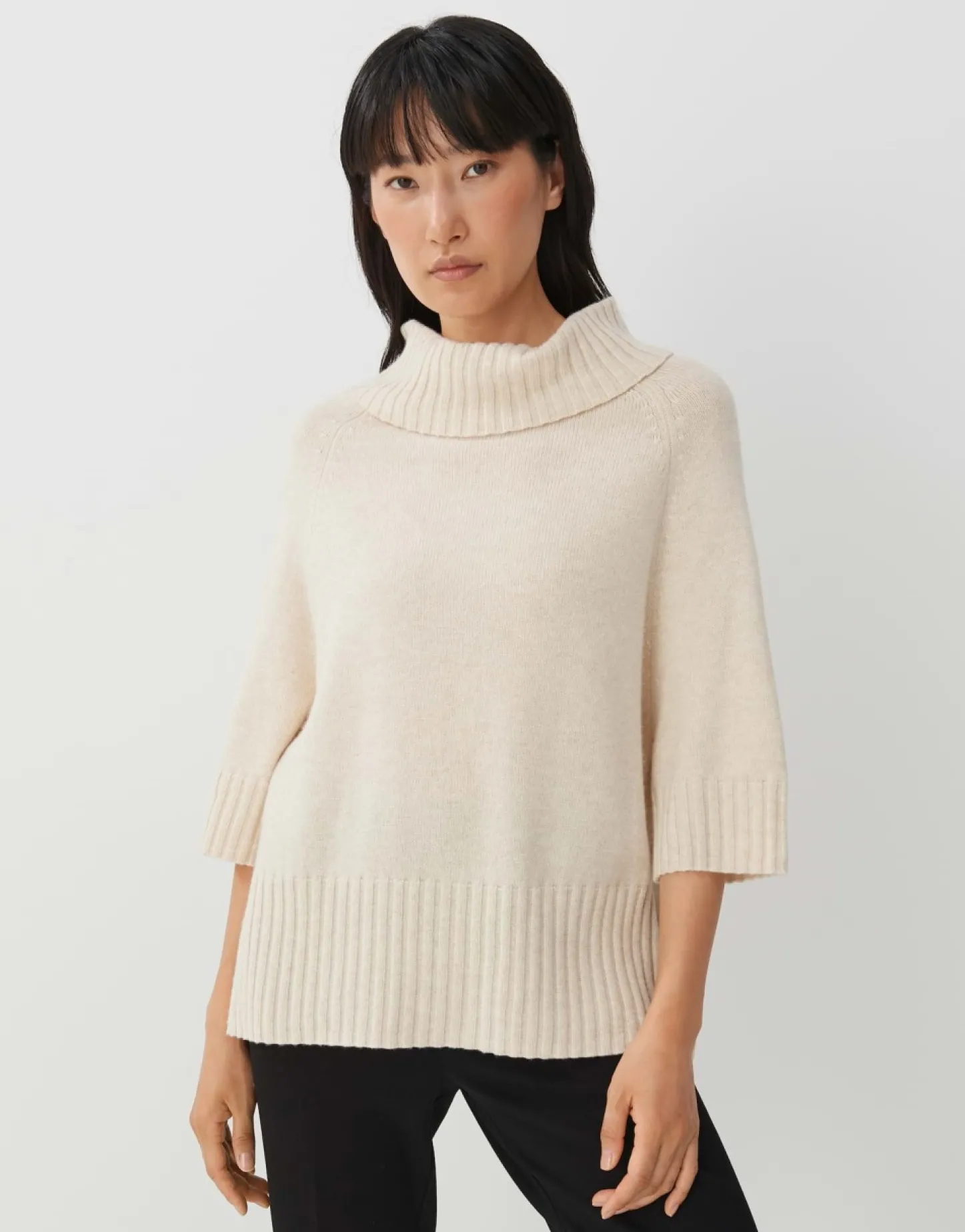 gebreide_trui_taxara_deta_0.webp Frau someday Fashion Gebreide Items>Gebreide Trui Taxara Detail